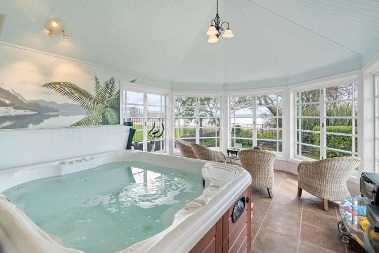 6 Cooper Avenue Holdens Bay_32