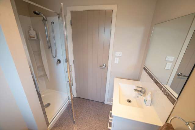 18 Motu-Au Close Manapouri_3