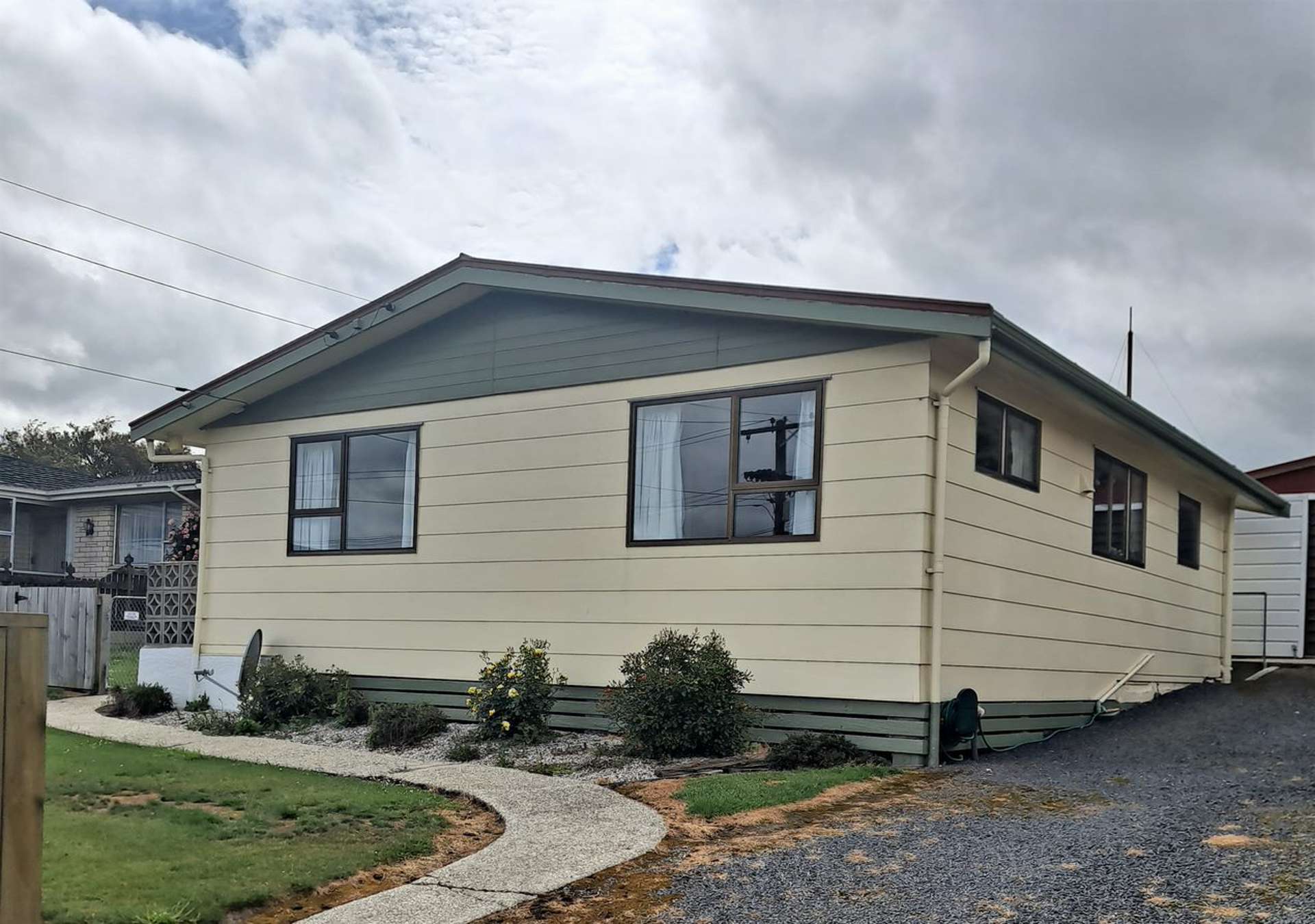 6 Cambridge Street Balclutha_0