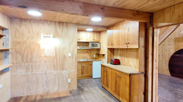 126 North Road, Clevedon_8