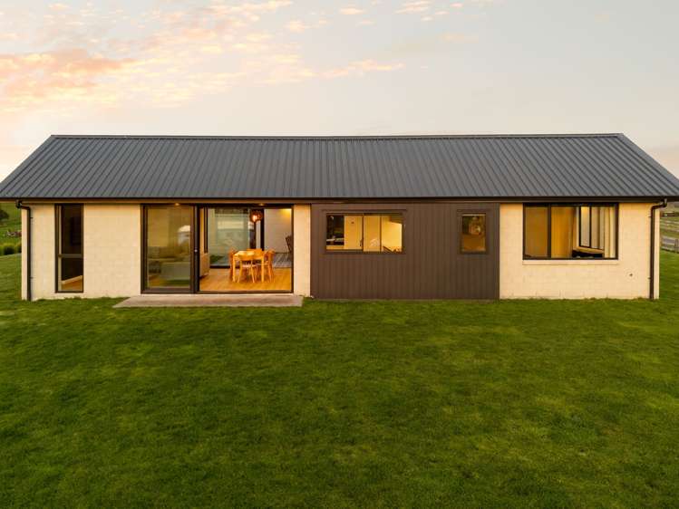 1/48 Livingstone Road Ngahinapouri_12