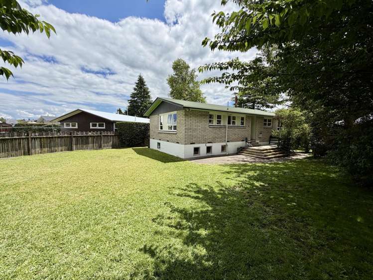 217 West Parkdale Street Tokoroa_25