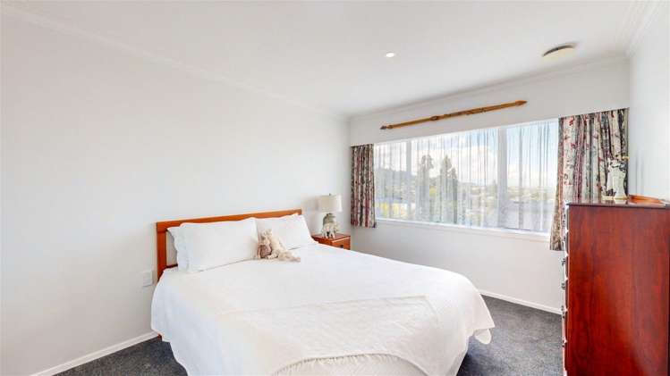 208 St Patrick's Row Thames_15