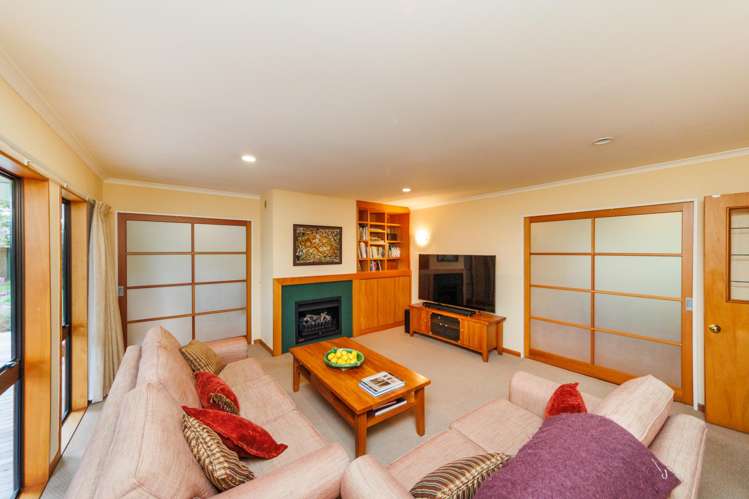 98 Russell Street Palmerston North Central_12