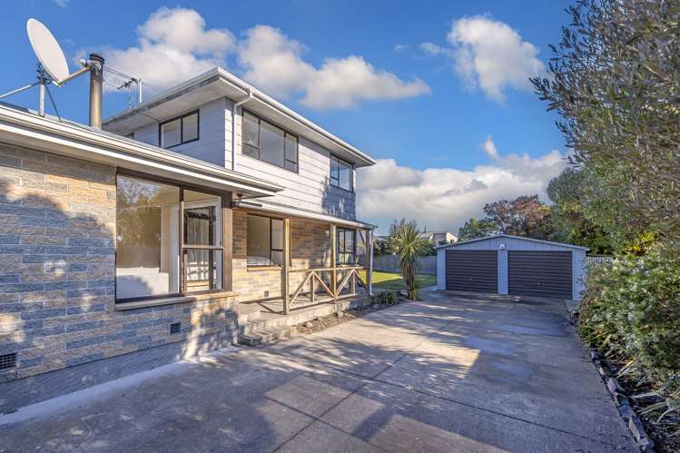 109 Carisbrooke Street Aranui_17