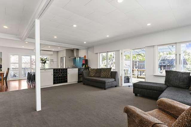 32 Kashmir Road Glen Eden_3