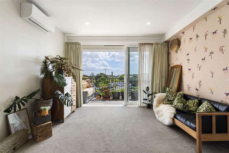 213/1a Soljak Place Mount Albert_6