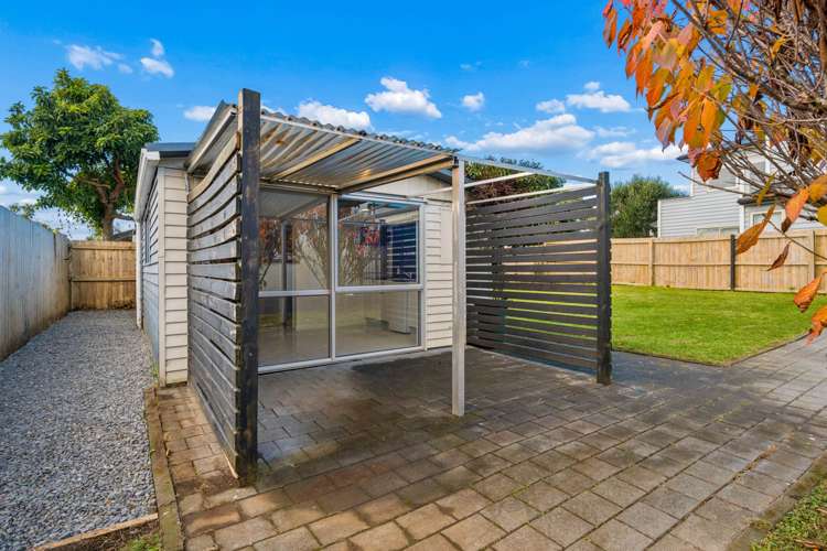 32 Hendon Avenue Mt Albert_16