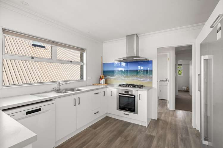 1/1041 Papamoa Beach Rd Papamoa_9