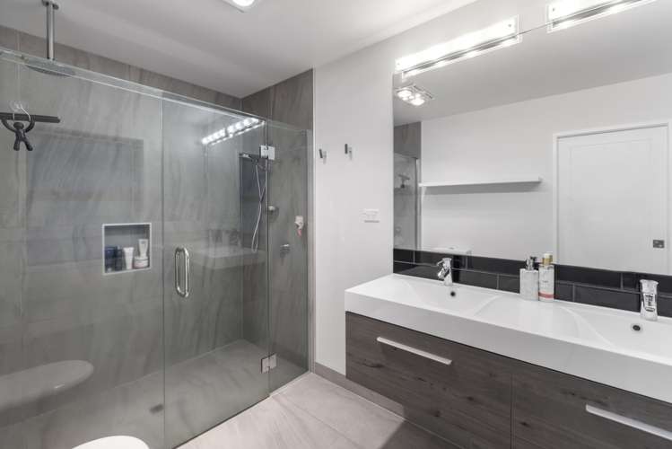 76 Puhirake Crescent Pyes Pa_21