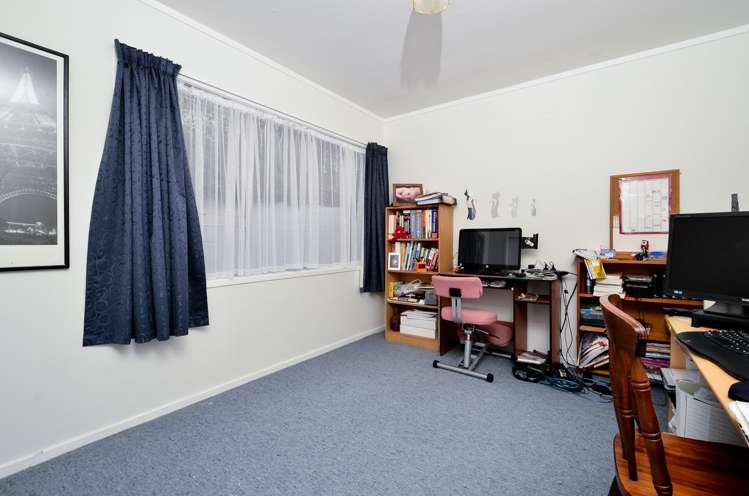 2/49 Zita Maria Drive Massey_5