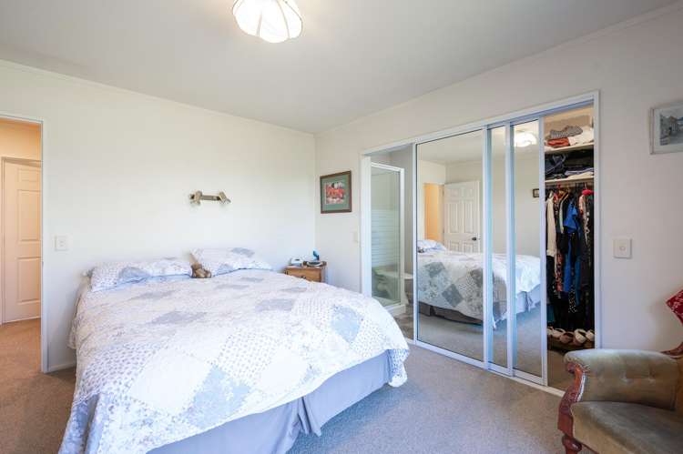 5 Rosaline Frank Street Stoke_12