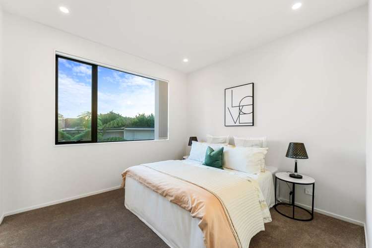 6C Tiroroa Avenue Te Atatu South_11