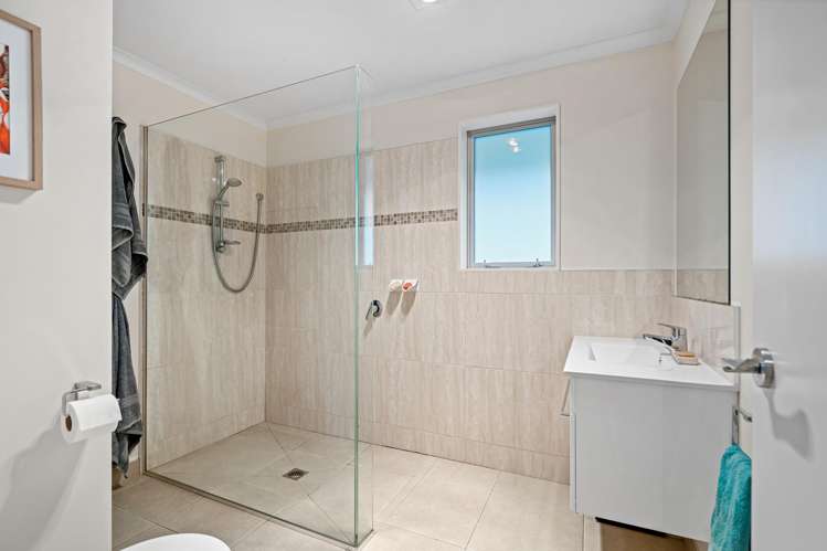 6 Tavinor Road Otaika Valley_20