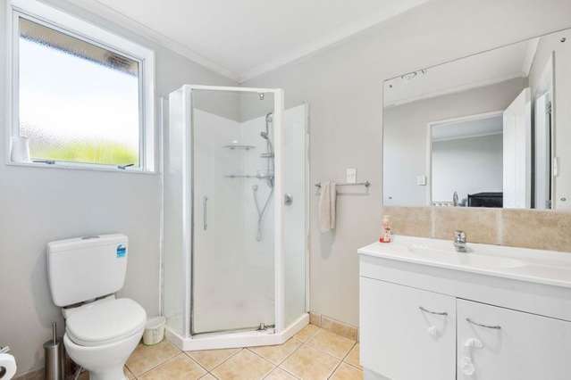 187 Keri Vista Rise Papakura_3