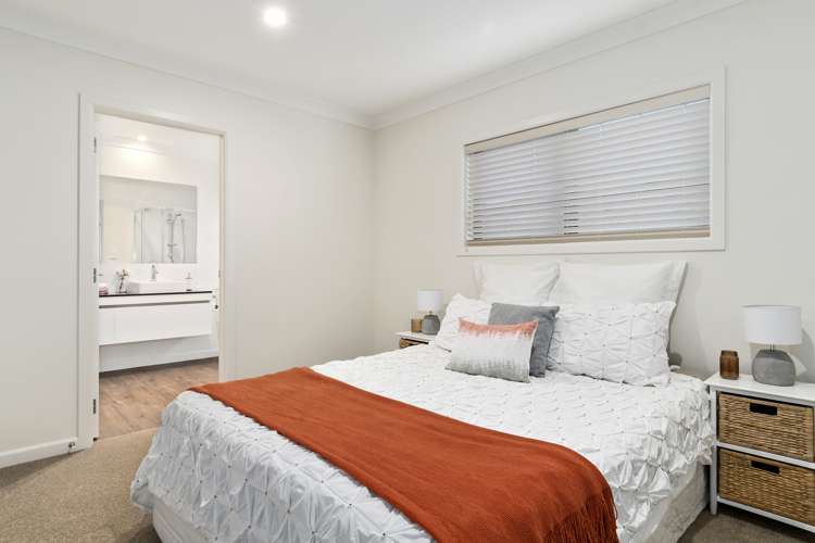 4 Capstan Close Pyes Pa_10