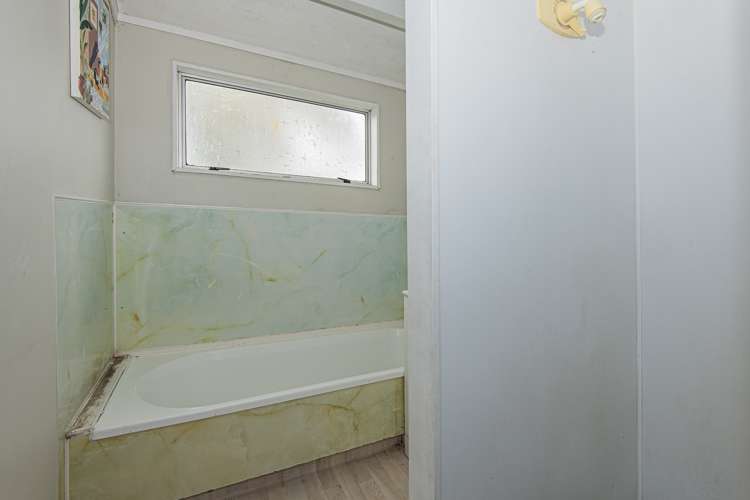 4b Townsend Place Tikipunga_7