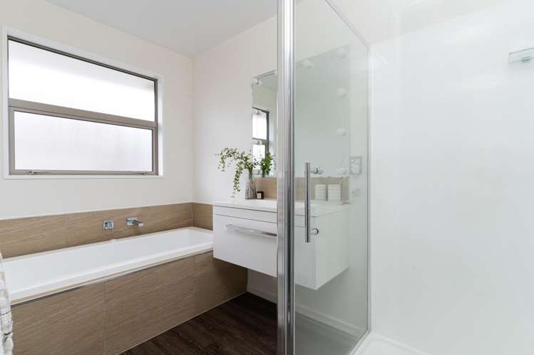 12 Shortland Street Wainoni_16