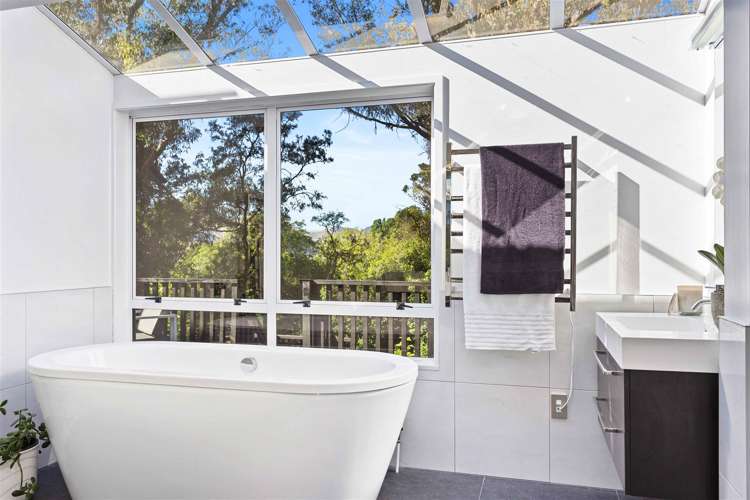 911 Governors Bay Road Governors Bay_12