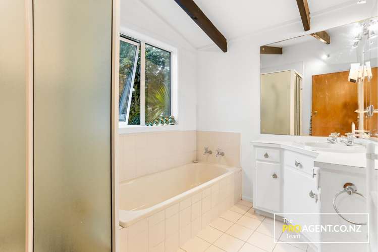 279 Huia Road Titirangi_17