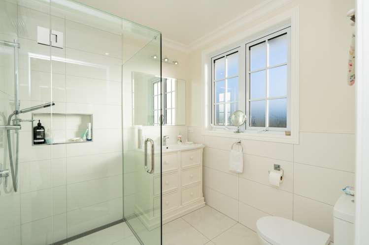 153 George Street Windsor_14