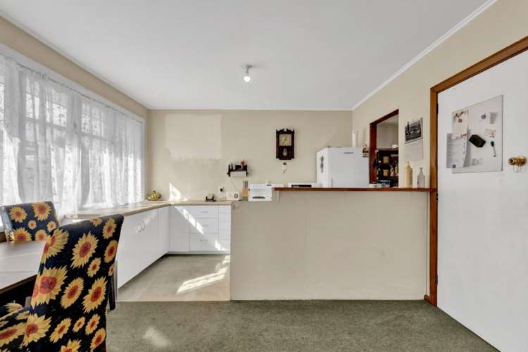 42 Eureka Street Aranui_11