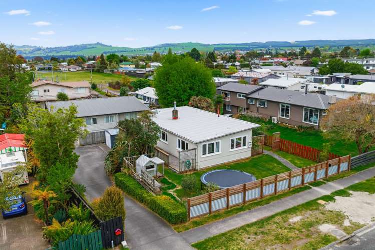1/20 Matipo Street Taupo_17