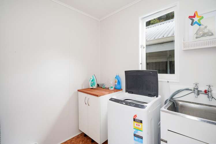 35 Sinclair Avenue Nightcaps_12