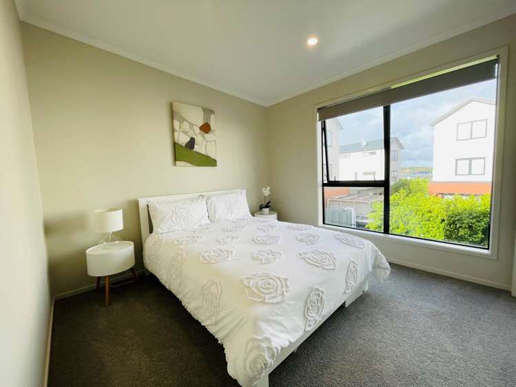 2 Kerewhenua Crescent Hobsonville_9