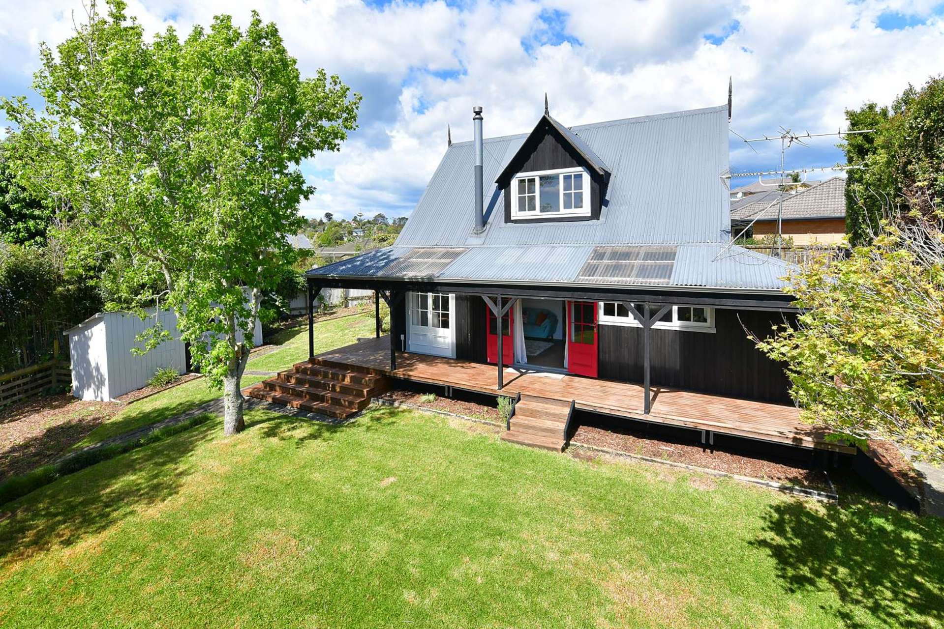 8 Poplar Road Stanmore Bay_0