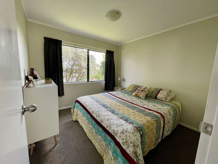 16B Manson Street Greerton_15