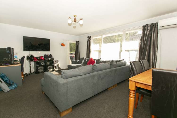 2/216 Walnut Avenue Ashburton_3