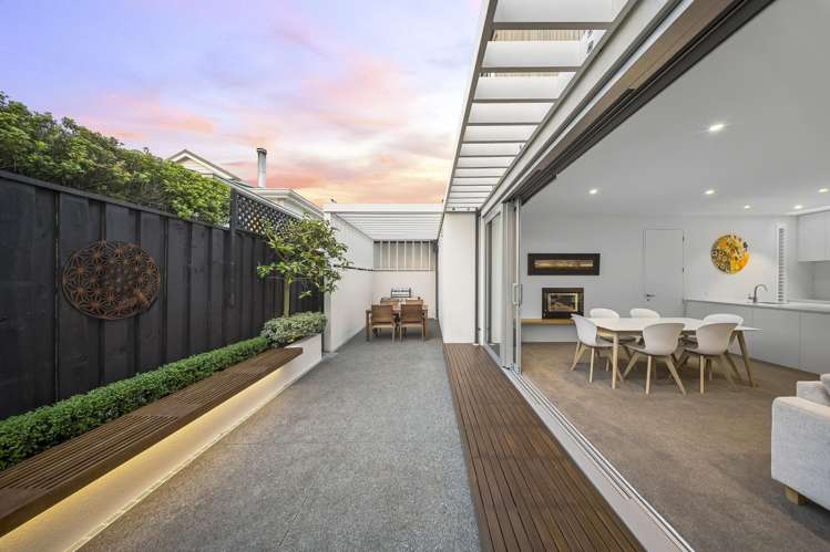 45 Clissold Street Merivale_10