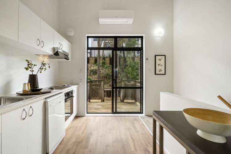 27/22a Willcott Street Mount Albert_5