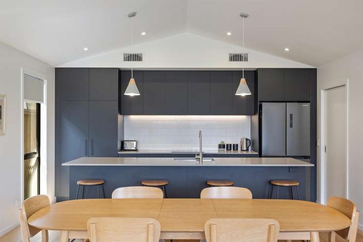 8 Plough Street Jacks Point_6