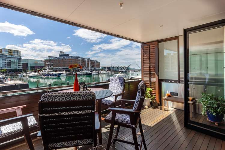 102/121 Customs Street West Auckland Central_6