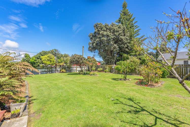 22 Kiharoa Street Otaki Beach_13