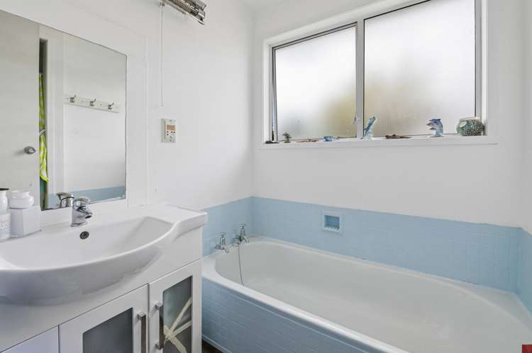 104 Hinemoa Avenue Taupo_12