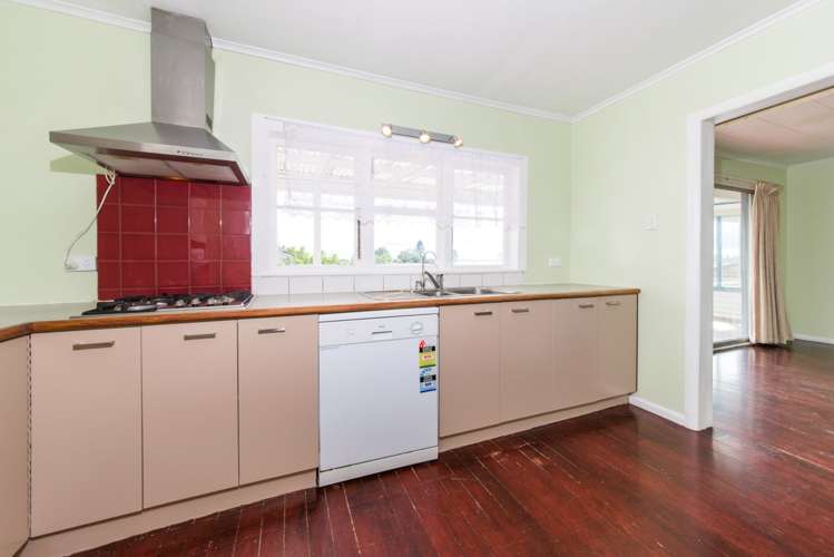 14 Kokiri Street Te Atatu South_15