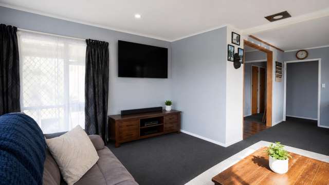 1 George Clay Place Huntly_3