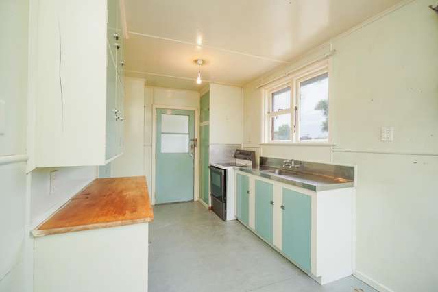 300 Conyers Street Strathern_2