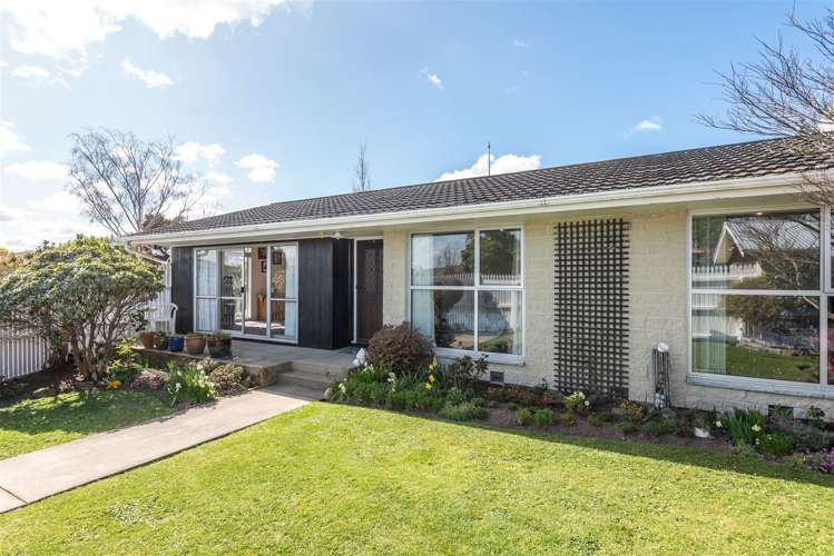 87 Dunbarton Street Redwood_9