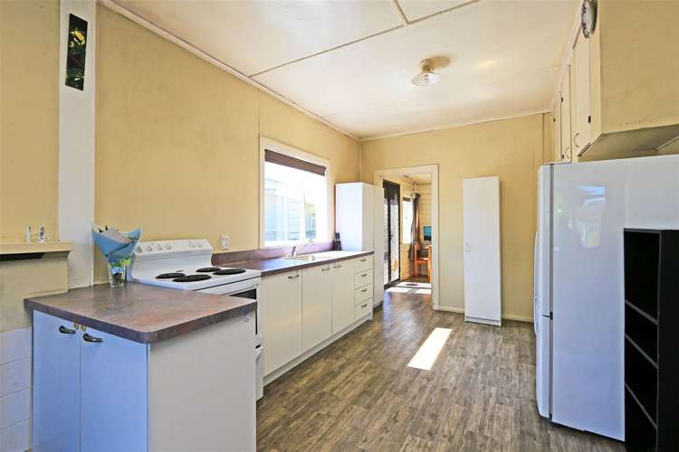 1004 Garry Street Raureka_5