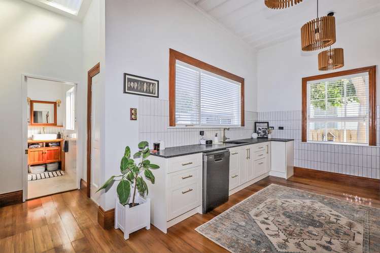 125 Riverbend Road_0