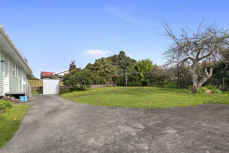 30 Clark Road Kamo_16