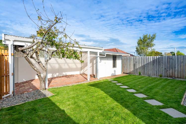 8 Maybank Street North East Valley_15