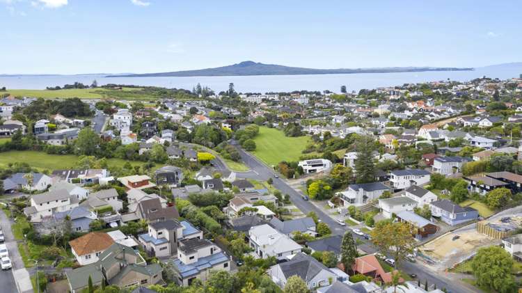 54 Rukutai Street Orakei_5