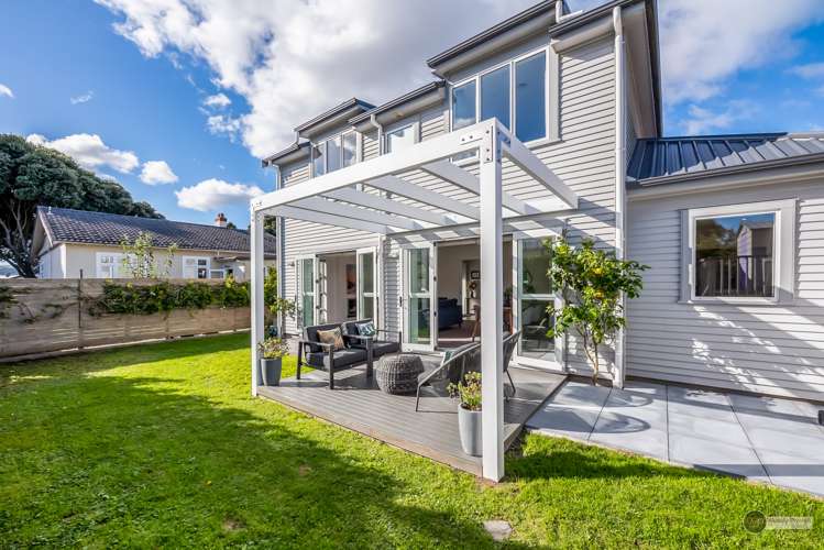 16a Graham Street Petone_18