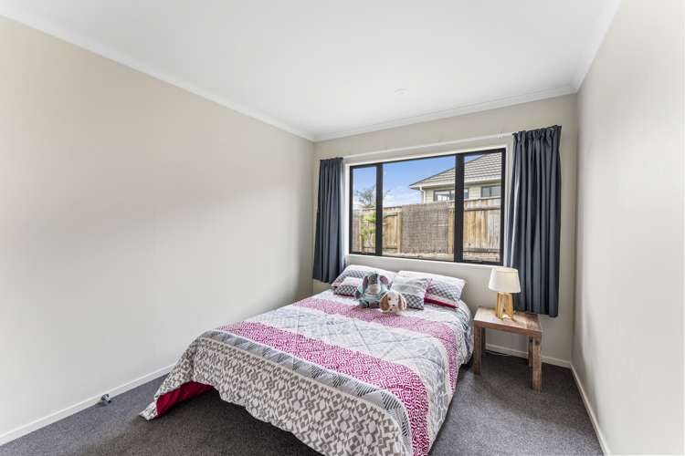 29 James Nairn Grove Riverstone Terraces_16