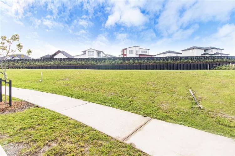 18 Boocock Crescent Orewa_10